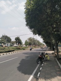 Villa Mewah Terjangkau Pinggir Jalan Utama Nyaman Di Kota Batu