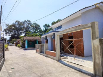 1 UNIT, RUMAH BARU, 9 MENIT KE SEKOLAH BUDI MULIA