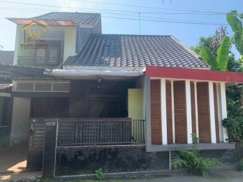 BU! RUMAH 2 LANTAI DEKAT STADION MAGUWOHARJO,