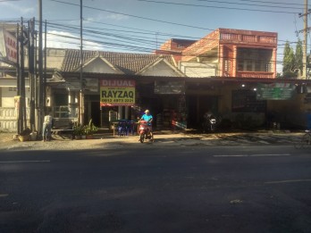 DIJUAL RUMAH 2LANTAI DI TEPI JALAN RAYA BAKALAN BANGIL,PASURUAN JATIM