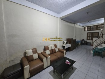 Dijual Ruko 3,5 Tingkat di Jalan Kapten Jumhana (Dekat Asia Mega Mas)
