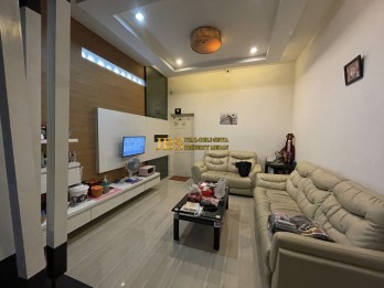 Dijual Ruko Lux di Jalan Alfalah (Dekat Simpang Katamso) - Medan