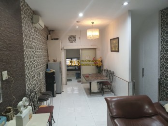 Dijual Ruko Siap Huni Fully Furnished di Jalan