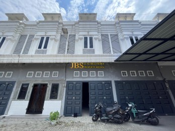 Dijual Rumah 2,5 Tingkat di Komplek Tuasan Homey