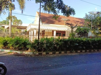 Dijual Rumah Hook Siap Huni di Jl Sumbing Gunung-gunung