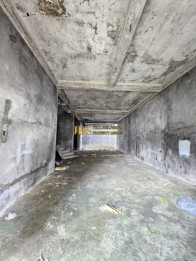 Dijual Villa 2,5 Tingkat di Komplek Mutiara
