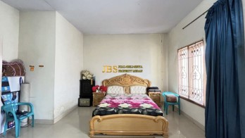 Dijual Villa di Komplek Somerset Regency - Medan