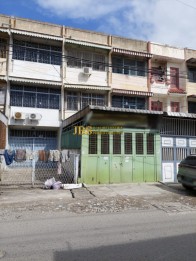 Dijual/Disewakan Ruko Siap Huni di Jalan Malaka
