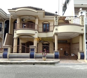 Dijual/Disewakan Villa Siap Huni di Komplek