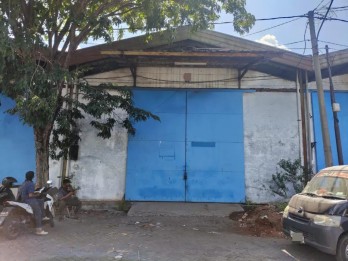 Disewakan Gudang Kosong di Margomulyo Permai