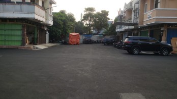 Disewakan Ruko Fantasi di Taman Palem Lestari, Cengkareng, Jakarta Barat