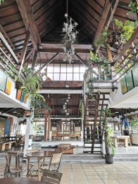 HOTEL AESTHETIC HARGA EKLUSIF DI DEKAT PUSKESMAS