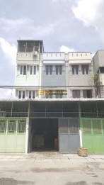 Jual Ruko 3,5 Tingkat Kondisi Siap Huni di Jalan