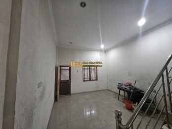 Jual Ruko di Komplek Prima Minimalis Jalan