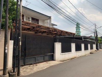 Jual Rumah 2 Lantai di Kawasan Pejaten Barat