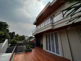 Jual Rumah Bagus di Komplek Cinere Estate Kota Depok Shm