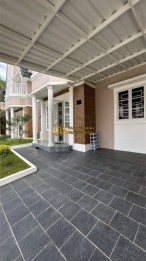 Jual Rumah Full Furnished di Komplek Medan Resort City Cluster Eindhoven