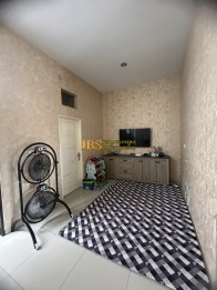 JUAL CEPAT! Villa Full Furnished di Komplek