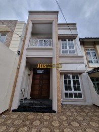 Jual Villa Siap Huni di Komplek Griya Riatur Indah Jalan Gladiol