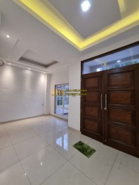 Jual Villa Siap Huni di Komplek Griya Riatur Indah Jalan Gladiol