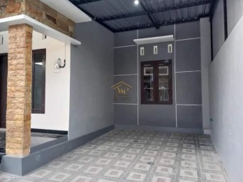 RUMAH CANTIK, DALAM MINI CLUSTER DI UTARA