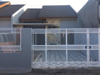 RUMAH CANTIK SIAP HUNI DI KALASAN DEKAT KAMPUS