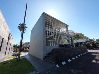 RUMAH MEWAH HARGA MERIAH DI TEPI JL WONOSARI BANTUL