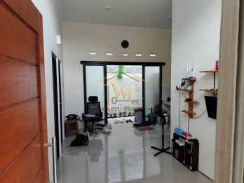 RUMAH MINIMALIS MODERN SIAP HUNI DI NGAGLIK, SLEMAN