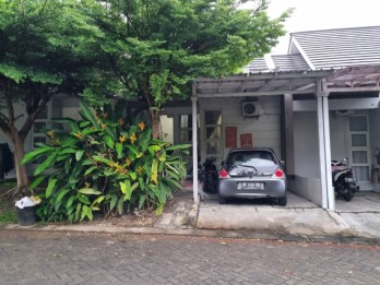 RUMAH SECOND DIJUAL MURAH DALAM PERUMAHAN DI