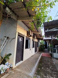 Rumah Usaha Dijual Poros Jl Durian Raya Semarang