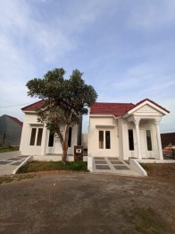 Rumah mewah 300 jutaan di mountain Boulevard