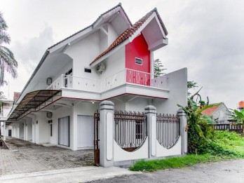 DIJUAL KOST LUAS DI NGAGLIK,  22 KAMAR DEKAT