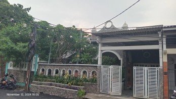 Dijual  Rumah 2 Lantai Ketintang Madya