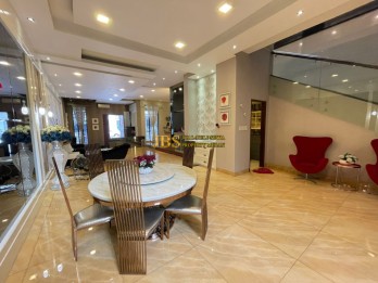 Jual Rumah Siap Huni Lux di Komplek Jati Residence (Row Boulevard)