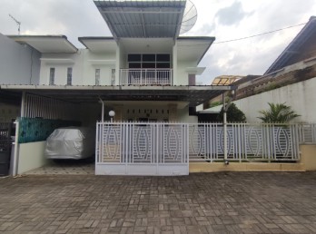 RUMAH MEWAH SIAP HUNI DEKAT AKADEMI MILITER DI MERTOYUDAN, MAGELANG