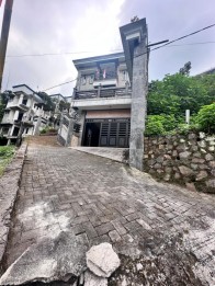 Villa asri furniture lengkap bisa nego di Prigen pasuruan