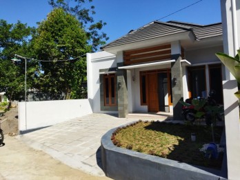 jual rumah di pengasih dekat kampus UNY Wates