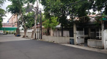 Dijual Rumah di Jl.Pluit Permai, Jakarta Utara