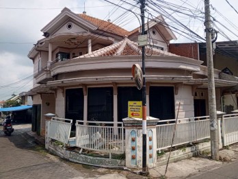 Disewakan Rumah Siap Huni Semi Furnished Strategis di Kota Batu