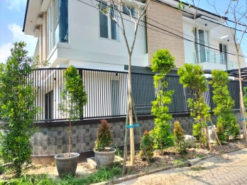 Jual Rumah Hook di Komplek Griya Babatan Mukti Surabaya