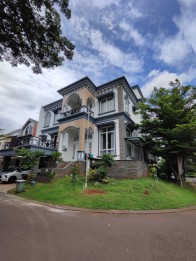 Jual Rumah Mewah di Komplek BSD Anthea Tangerang