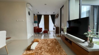 RUMAH 2 LANTAI, FULL FURNISHED DI PURWOMARTANI, KALASAN