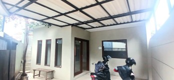 Rumah 4 KT jl kebo Iwa Denpasar Bali