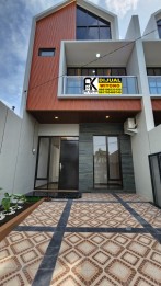 Rumah Baruk Barat Kedung Baruk Rungkut Surabaya