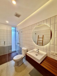 SEWA RUMAH VILA LENGKAP FURNISHED HARGA ISTIMEWA DI GIANYAR BALI.