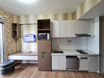 Sewa Apartemen Baru Sky House BSD View Kolam Renang Dekat AEON Mall BSD