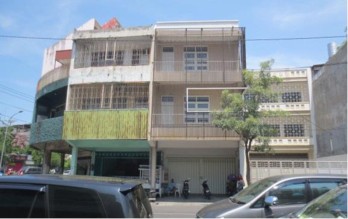 Dijual Ruko 3 Lantai di Kapasari, Genteng,