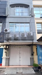 Dijual Ruko di Komplek Mutiara Taman Palem, Jln