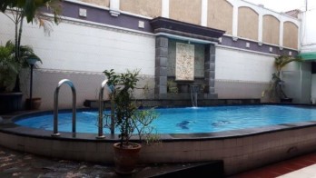 Dijual Rumah Mewah di Taman Kedoya Baru, Jakarta Barat