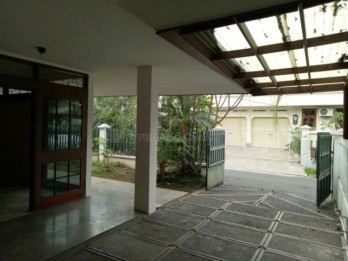 Dijual Rumah di Alam Permai, Pondok Indah, Jakarta Selatan